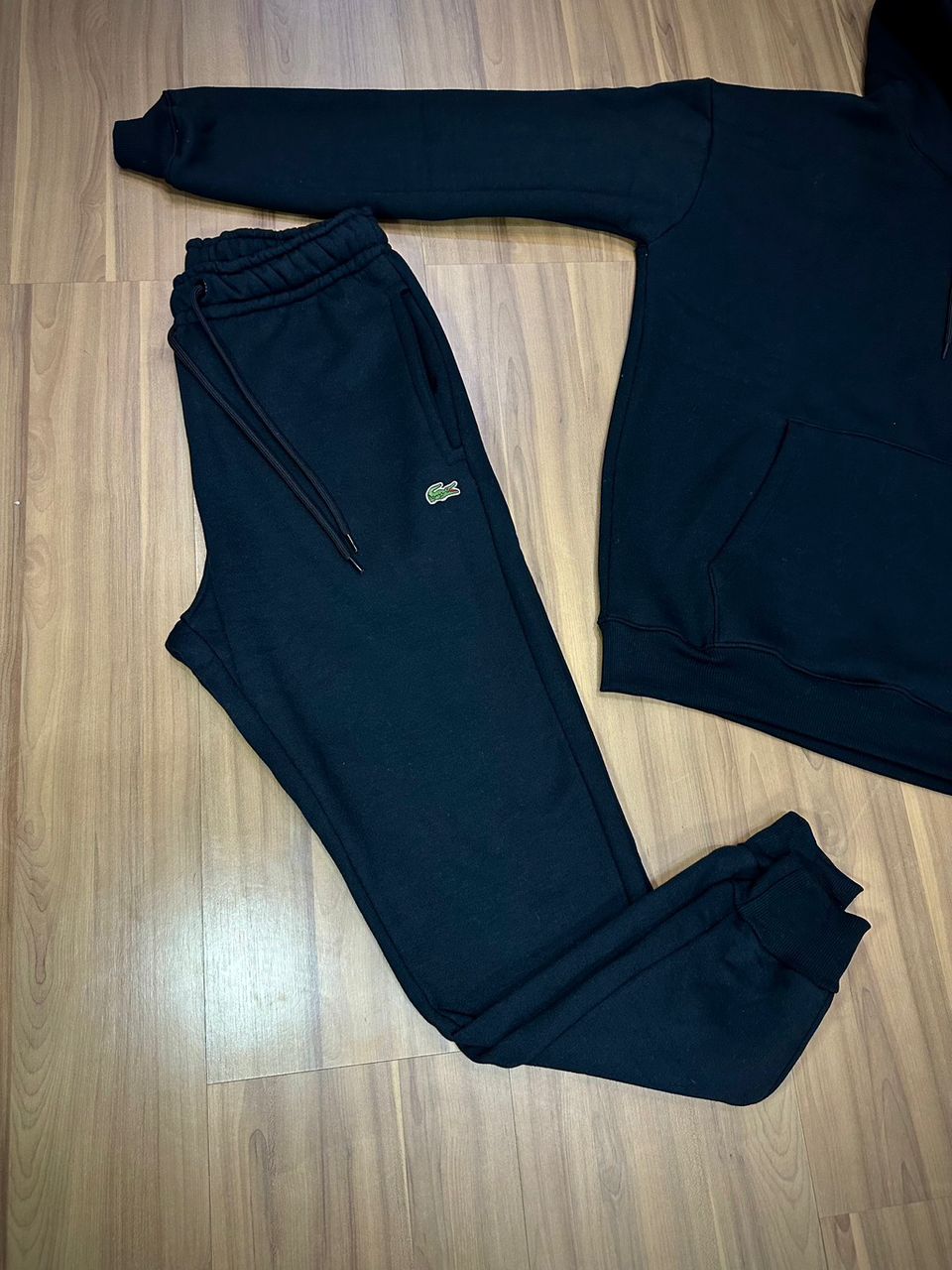 Ensemble Lacoste jogging